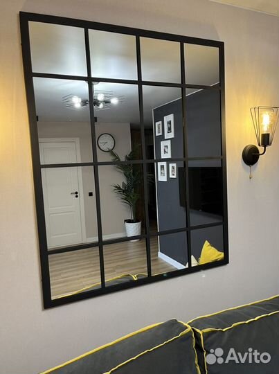 Зеркало настенное в раме интерьерное Лофт