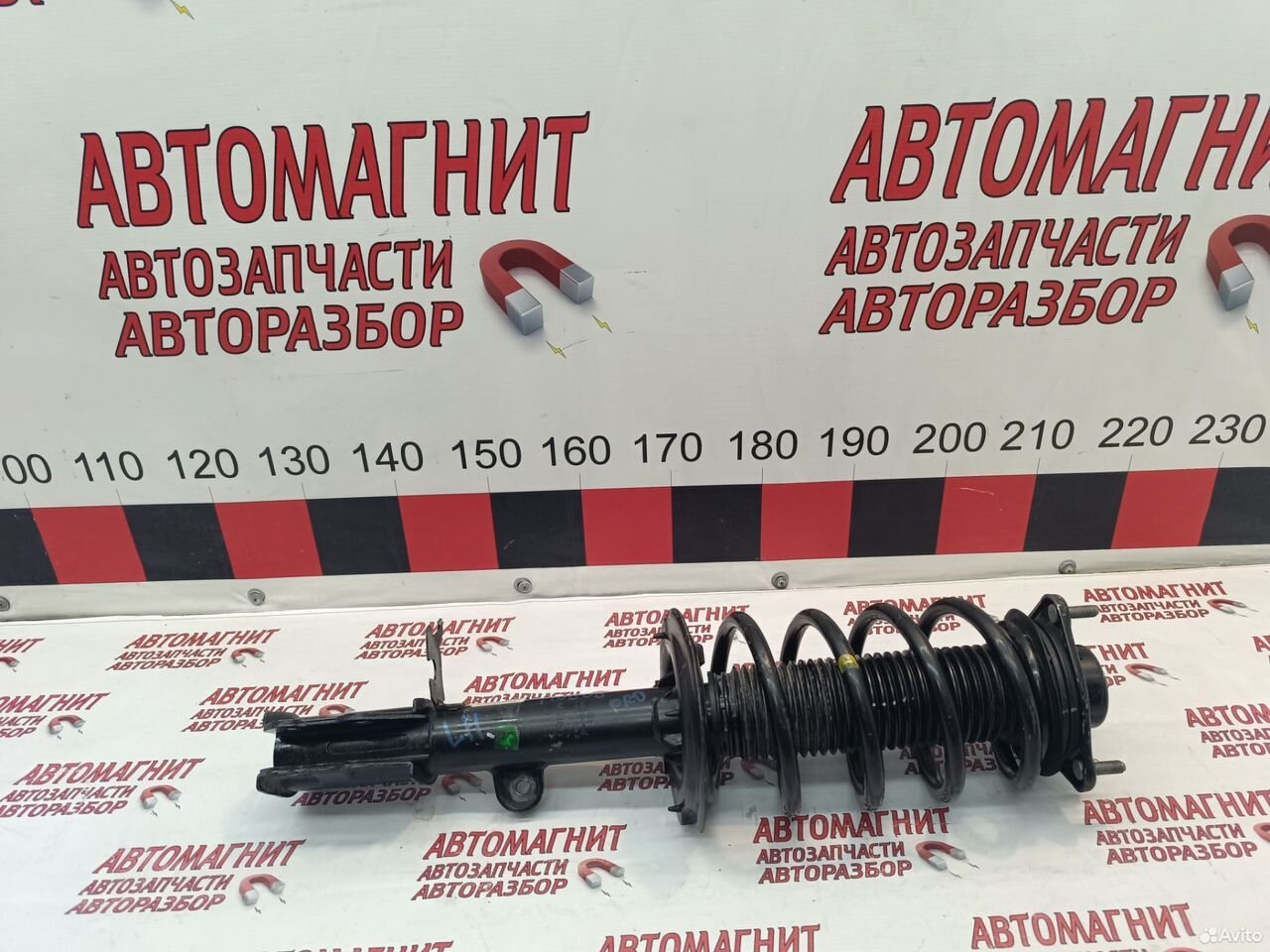 Стойка передняя левая амортизатор Тигго 8 про