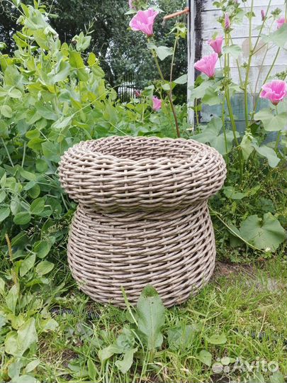 Кашпо для цветов