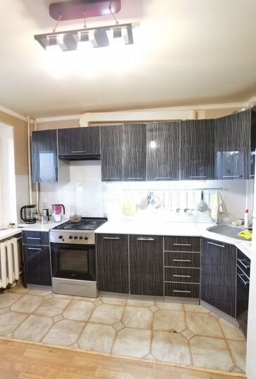 4-к. квартира, 118 м², 4/10 эт.