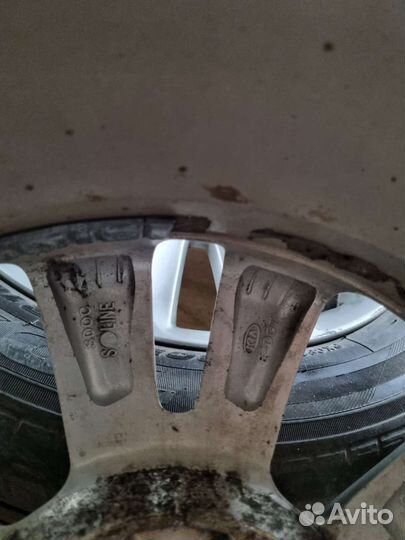 Диски c резиной 205/55R16. KIA-Hyundai 52910-2K210