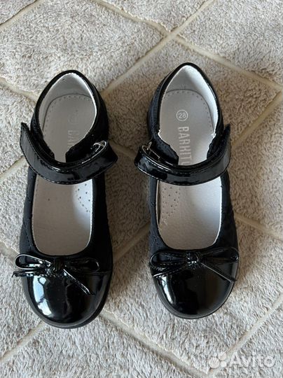 Туфли для девочки 28 размер черные
