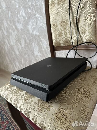 Sony PS4 slim 500gb black с гейпадами