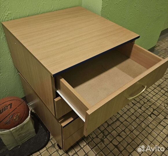 Тумба выкатная бу от двухярусной кровати Приют -2
