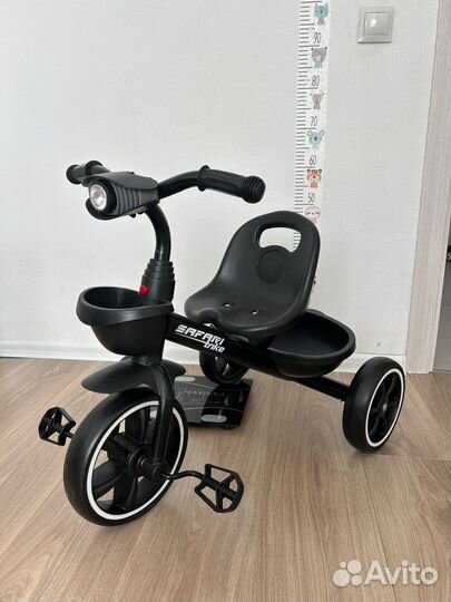 Детский трехколесный велосипед новый