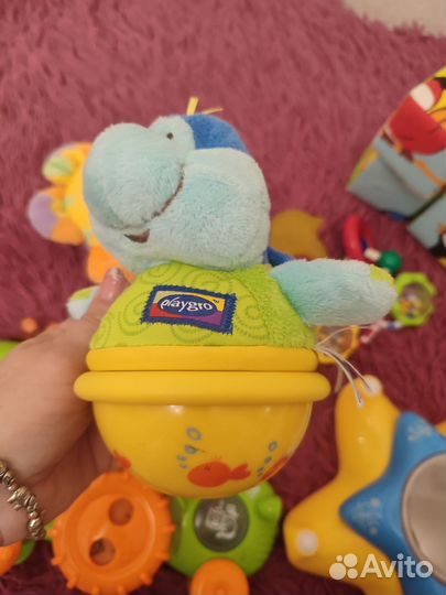 Игрушки для малышей пакетом