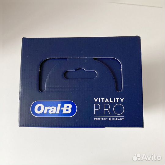 Электрическая зубная щетка Oral-B Vitality PRO