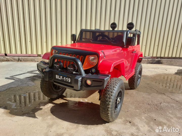 Электромобиль детский