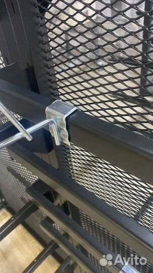 Торговое оборудование из металла