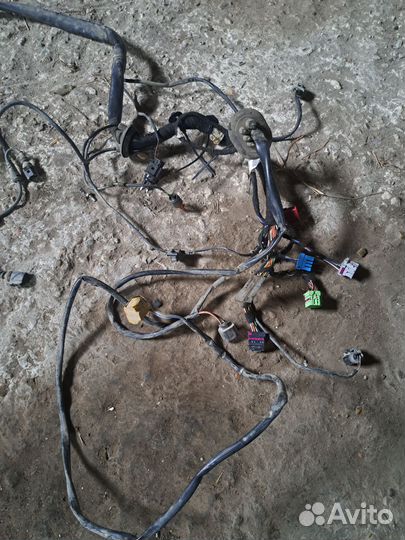 Проводка подкапотная левая Audi A6 C6