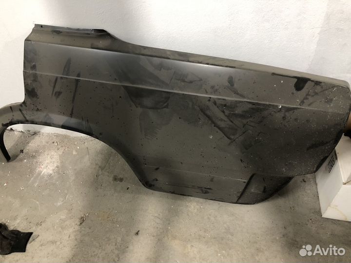 Крило заднее на 7