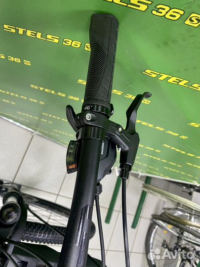 Велосипед горный Stels Navigator-750 MD 27.5