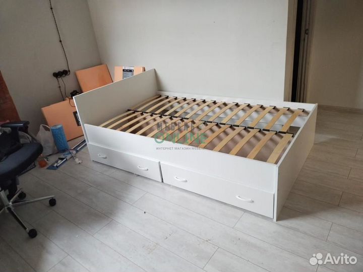 Кровать 120х200 с ящиками