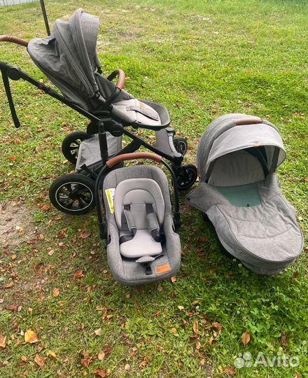 Коляска 3 в 1 с автолюлькой