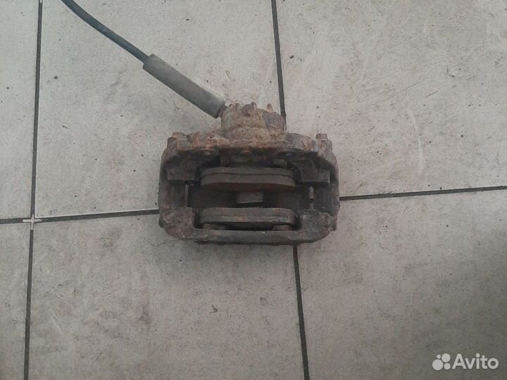 Пежо 307 тормозной суппорт передний левый