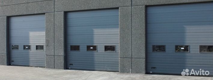 Секционные ворота