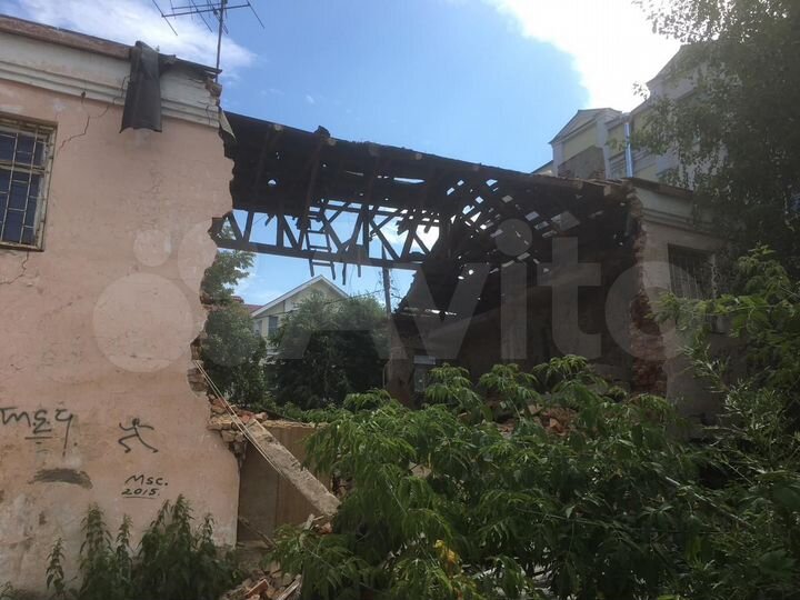 Здание, 400 м²