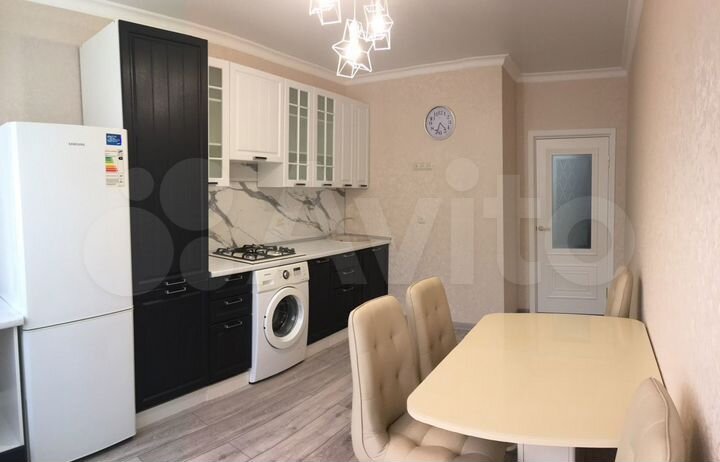 1-к. квартира, 42 м², 6/10 эт.