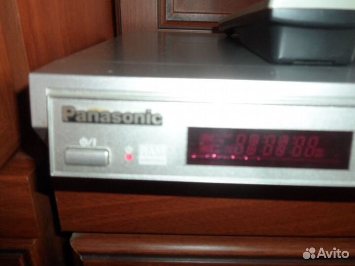 DVD плеер Panasonic DVD-S27+пульты