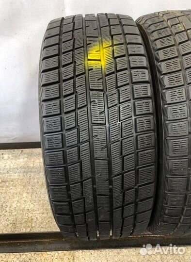Yokohama Ice Guard IG30 215/45 R17 99W