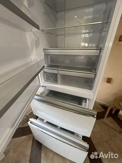 Холодильник Haier