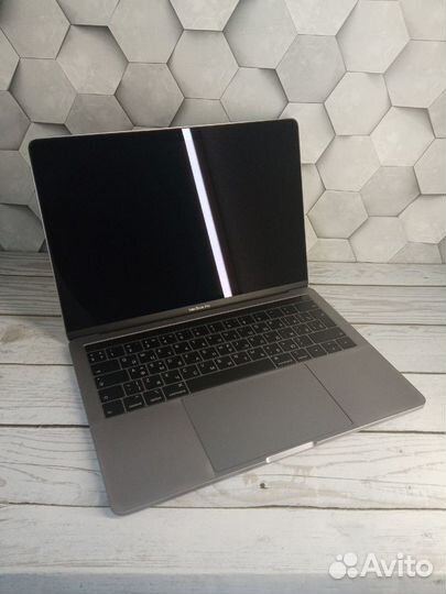 Apple Macbook Pro 13-inch 2019 i5\8Gb\SSD 256Gb