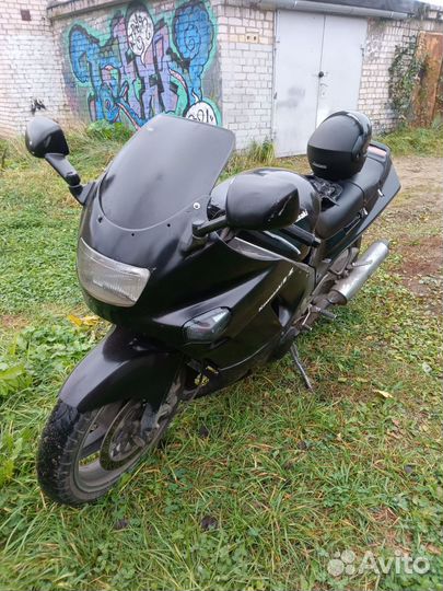 Kawasaki ZZR-400