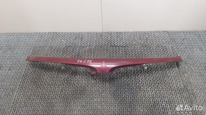 Ресничка под фару Mitsubishi Galant, 1994