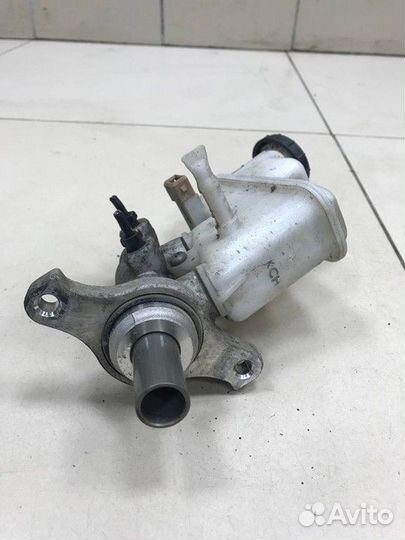 Главный тормозной цилиндр Kia Rio