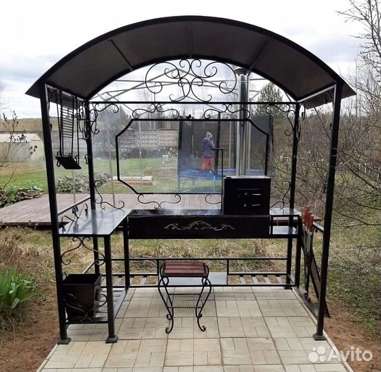 Беседка с мангалом