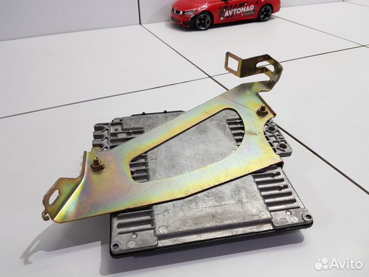 Блок управления двигателем (Infiniti FX)