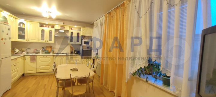 3-к. квартира, 120 м², 4/7 эт.
