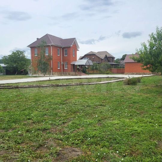 Дом 194 м² на участке 27 сот.