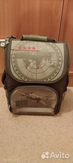 Школьный рюкзак