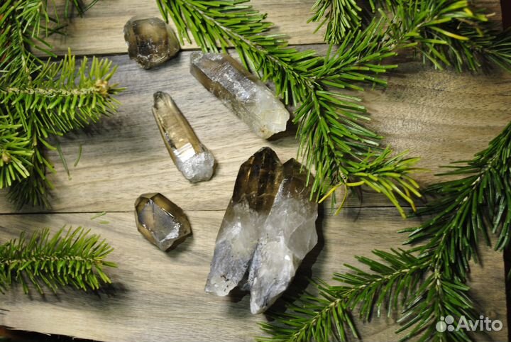 Кварц дымчатый, морион, горный хрусталь