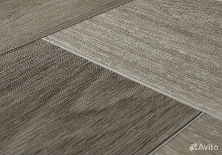 Кварцвиниловый ламинат