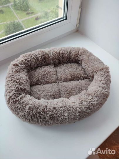 Лежанка для кошек или маленьких собак