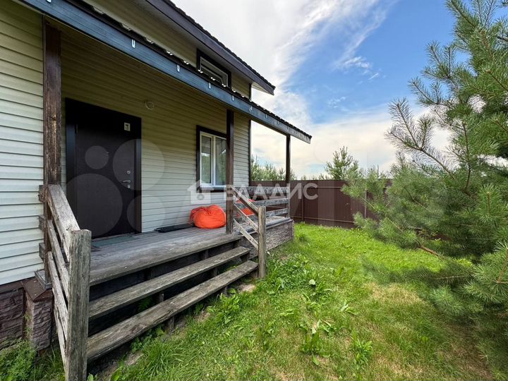 Дом 99,4 м² на участке 9 сот.