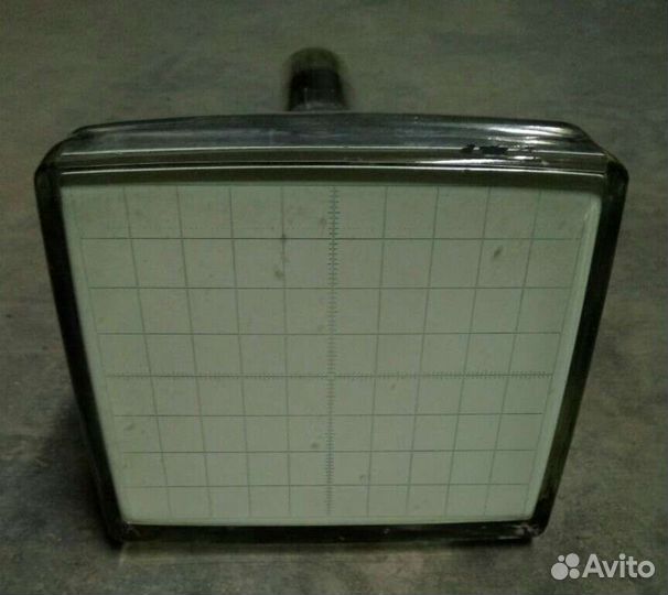 Электронно лучевая трубка 17Л02И