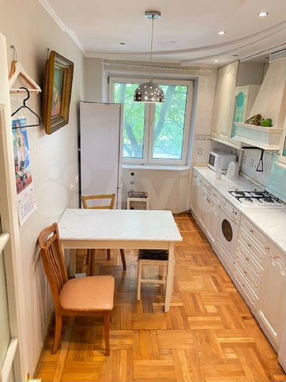 5-к. квартира, 120 м², 2/9 эт.