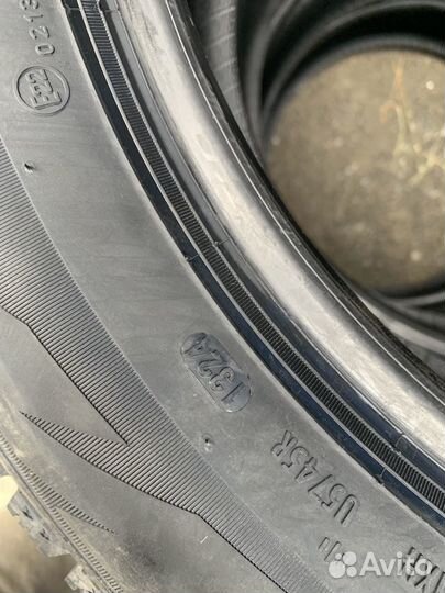 Formula Ice 225/55 R18 102T