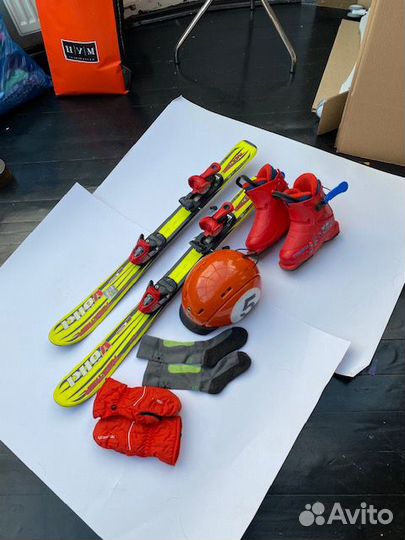 Горнолыжные ботинки детские