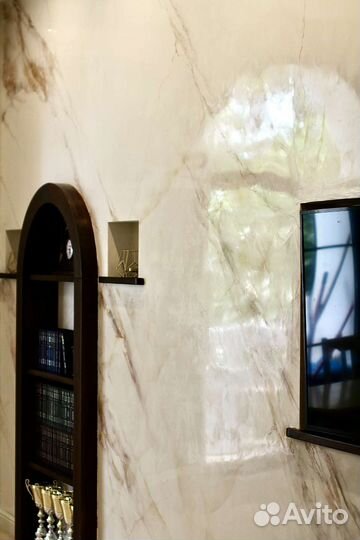 Декоративная штукатурка мокрый шёлк под мрамор