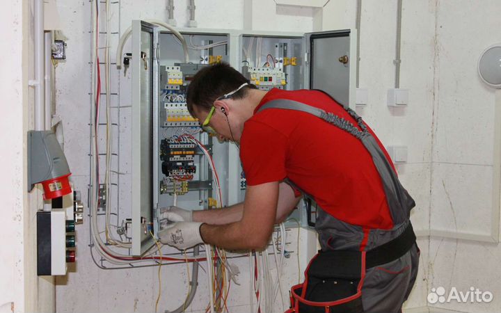 Электромонтажник
