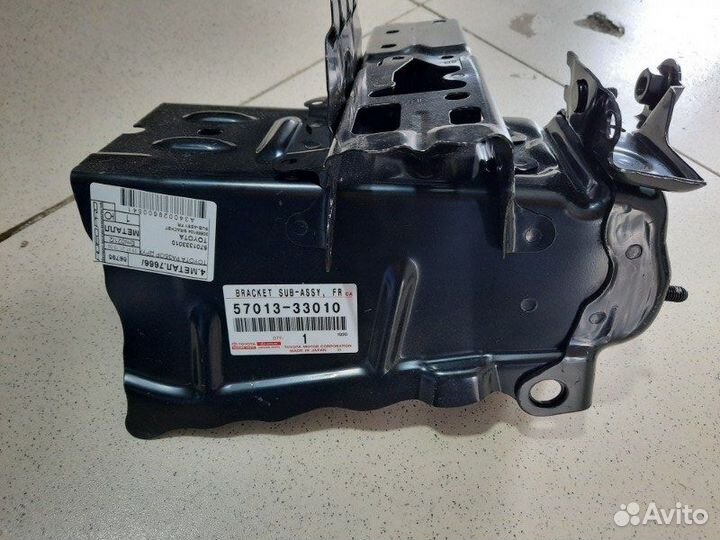 Кончик лонжерона передний правый Toyota Camry V70