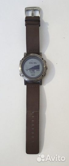 Часы suunto Essential Steel