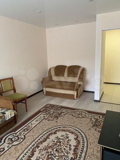 2-к. квартира, 56 м², 1/9 эт.