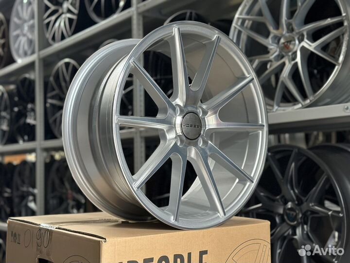 Комплект дисков Vossen VFS1 R17 7,5j 4*100 SMF