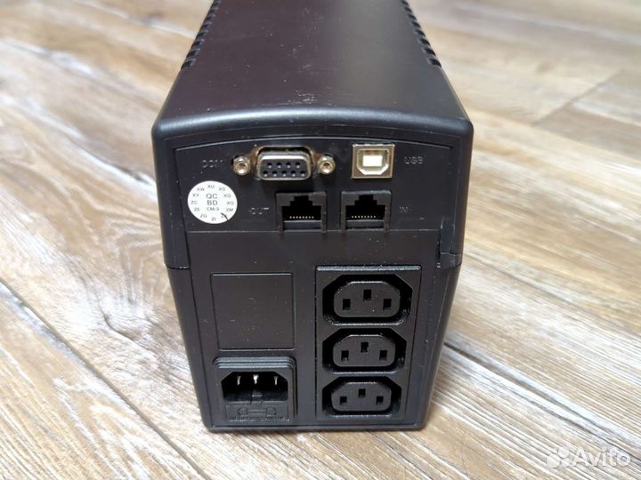 Ибп CyberPower value800EI