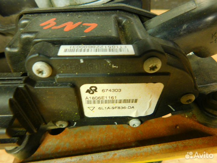 Педаль газа на Lincoln Navigator 2 04-06гг